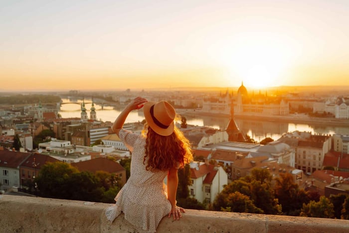 Budapest: Castle Hill Photoshoot with Private Photographer