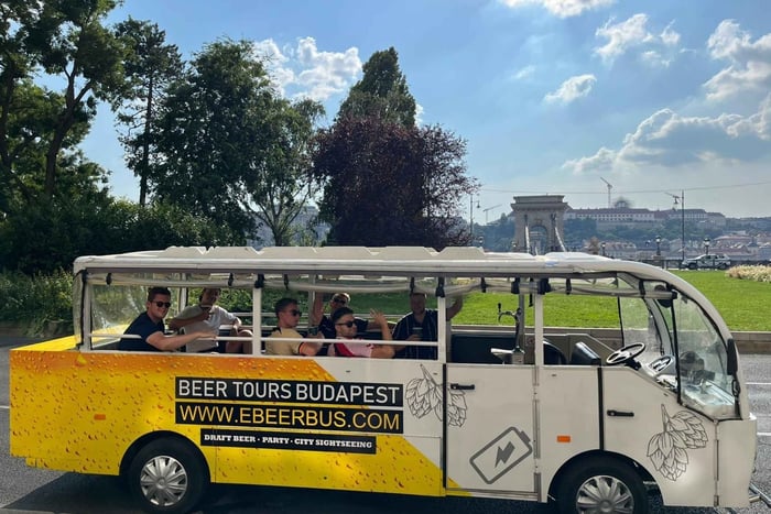 Budapest: eBeerBus Sightseeing-kierros