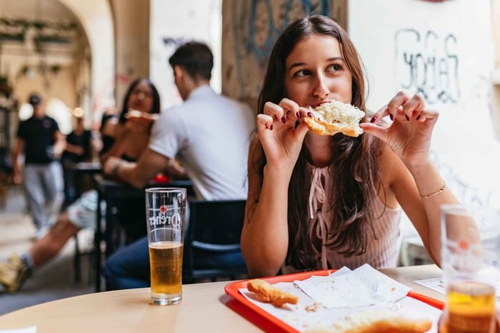 Tour gastronomico a piedi di Budapest: mangia, bevi e esplora come un locale