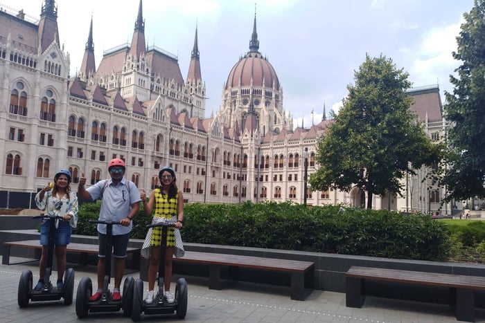 Budapeszt: Wycieczka na segwayu z przewodnikiem po dzielnicy zamkowej