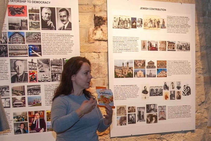Budapest : Visite guidée de l'exposition des murs du ghetto avec un guide historique
