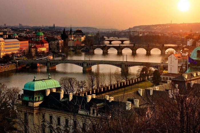 Private transfer to Prague or Prague to Budapest
