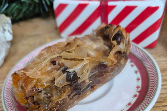 Cocina y bebe: los postres locales únicos de Sofía con vino
