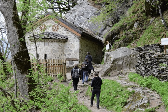 Desde Sofía: Monasterio de Rila y excursión opcional a la cueva de San Iván.