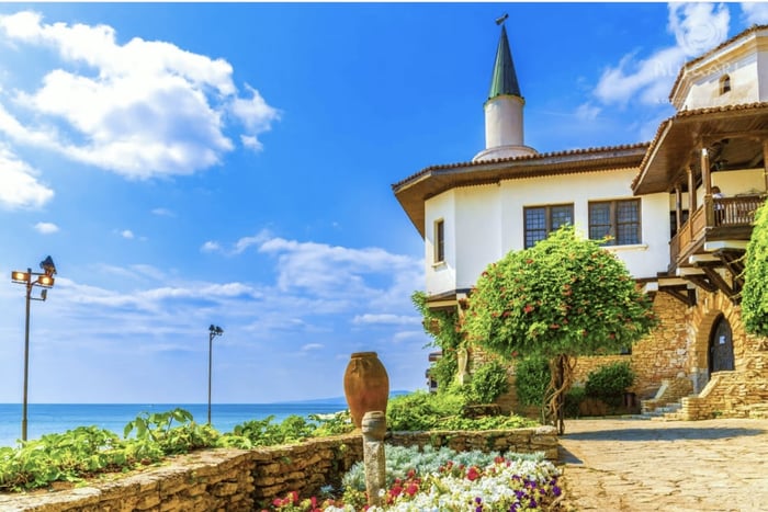 Obzor: Excursão ao Mosteiro de Aladzha, Balchik e Kaliakra