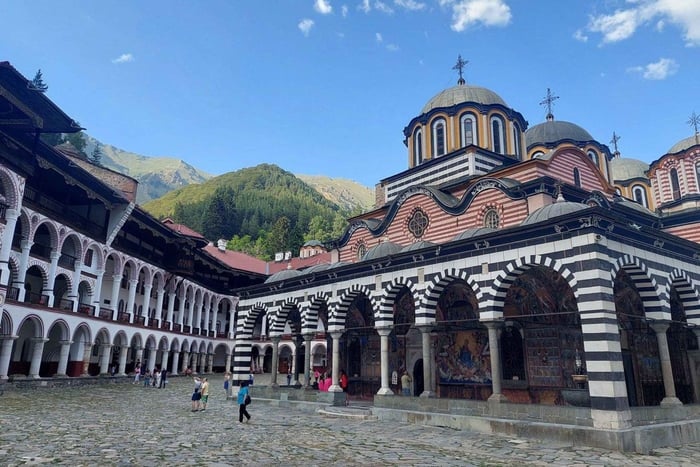 Sofia : monastère de Rila et grotte de Saint-Jean