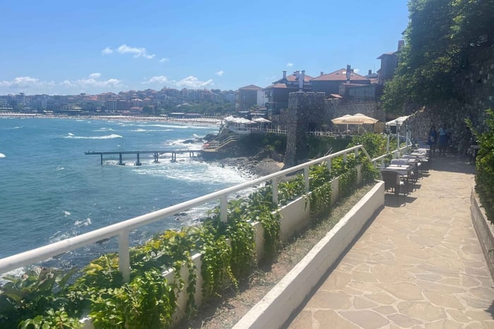 Sozopol: tour guiado por el casco antiguo, día de playa y almuerzo