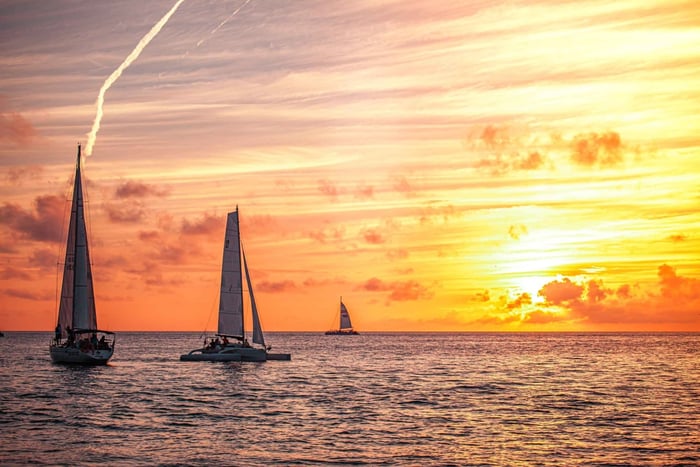 Sunny Beach: Crociera in catamarano al tramonto con cena e Prosecco