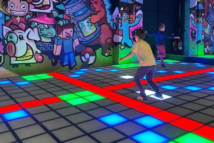 Varna: piso de luz interativo Step Matrix