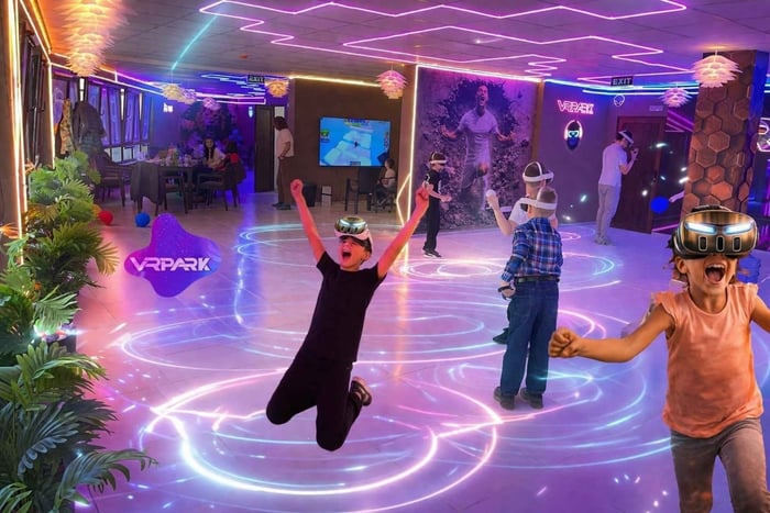 Varna: Xplorify VR Park -lippu, sisältää VR:n, simulaattorikilpailun ja pakopaikan