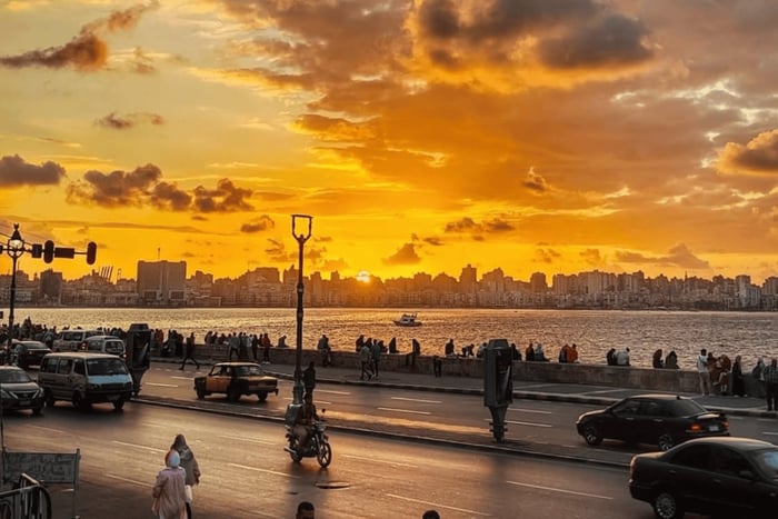 Dal Cairo: Viaggio notturno ad Alessandria