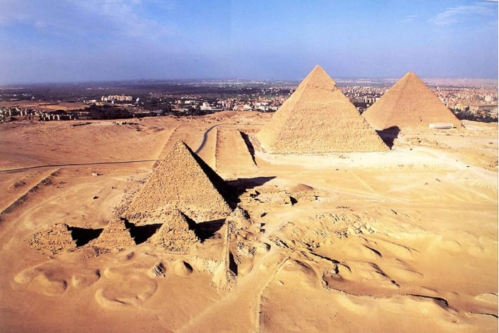 Pyramiderna och sfinxen i Giza: Halvdagsutflykt för privatpersoner eller grupper