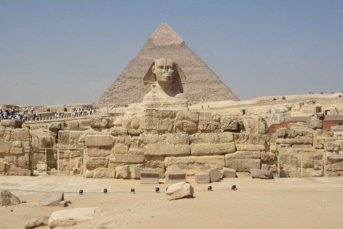 Hurghada: Kairon päiväkierros lennolla, pyramidit, sfinksi ja museo