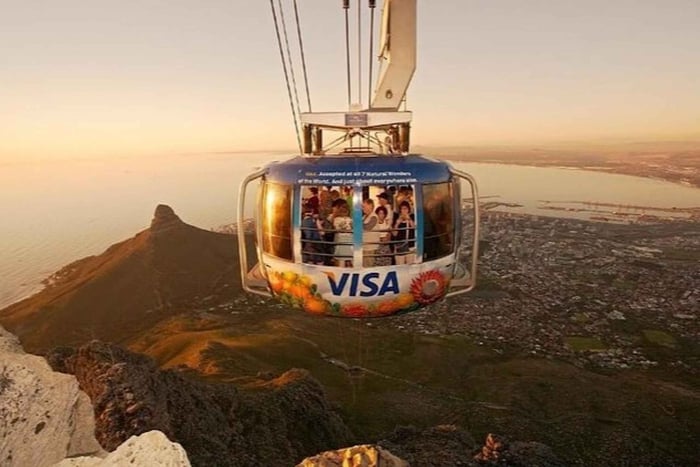 Cape Town Tour: Table Mountain, Penguins & Cape Point+Pickup