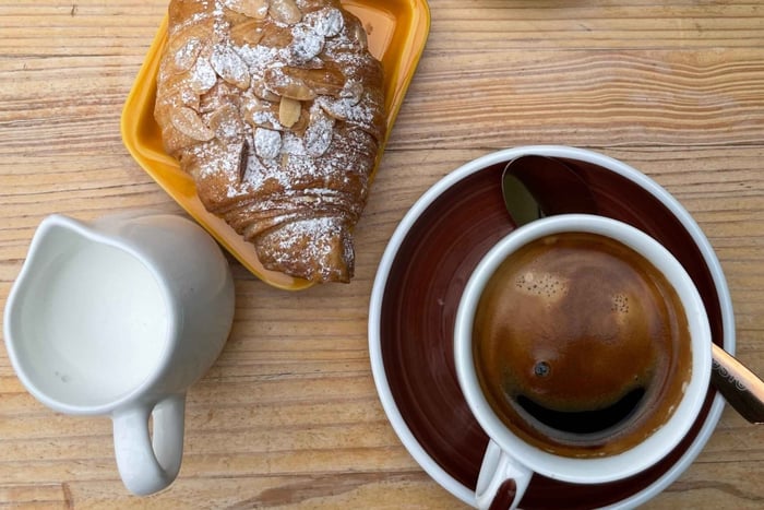 coffee & wine walking tour with local guide