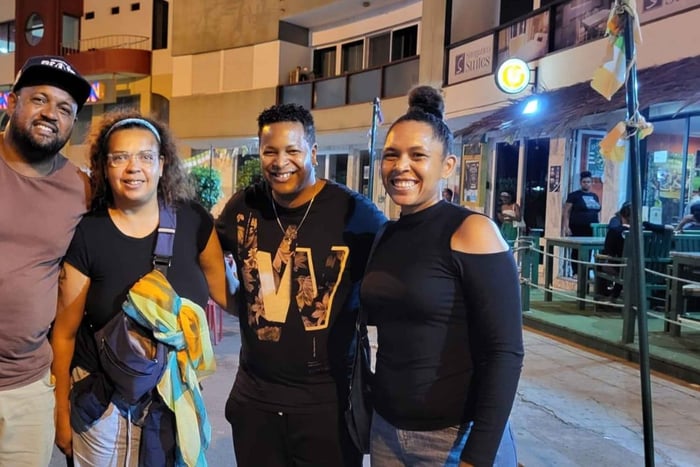 Mindelo a passear à noite