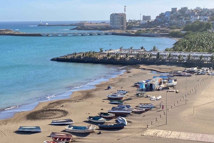 Praia: Stadtrundfahrt mit einem lokalen Guide. Museen, Märkte und Geschichten