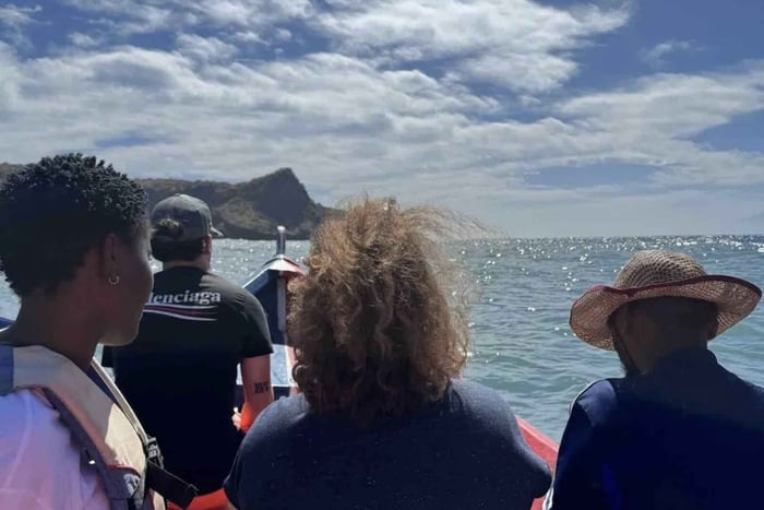 Ribeira da Barca: boottocht met kleine groep en barbecue met vissers