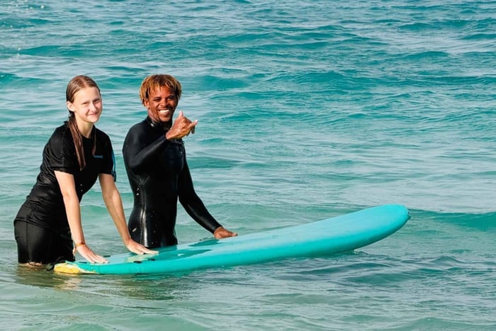 Île de Sal : cours de surf en groupe avec équipement inclus