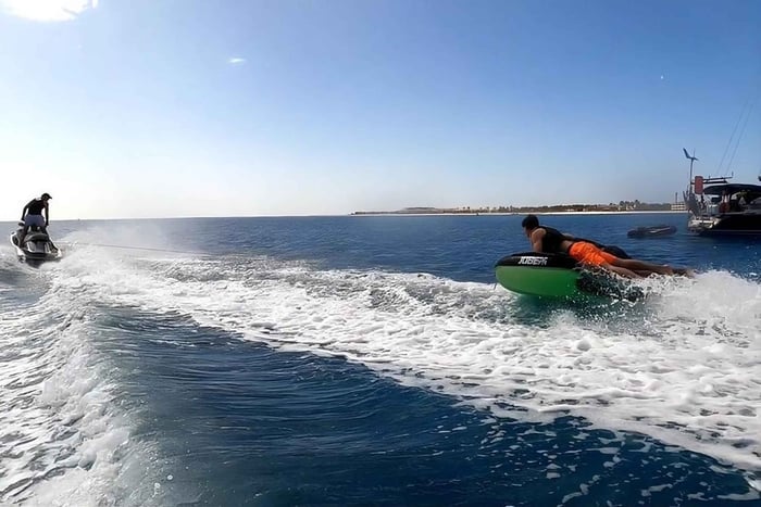 Santa Maria Bay: Extreme Donut Ride