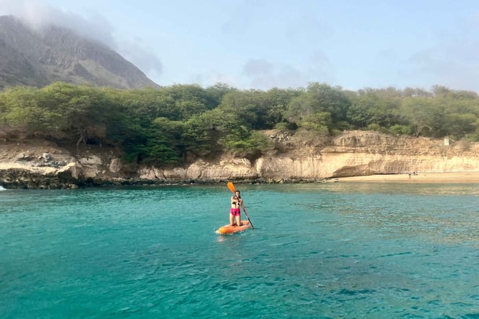 SUP Tarrafal: lezione e tour di stand up paddleboard