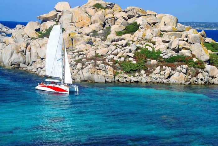 Bonifacio: Catamarantocht met snorkelen bij de Lavezzi-eilanden