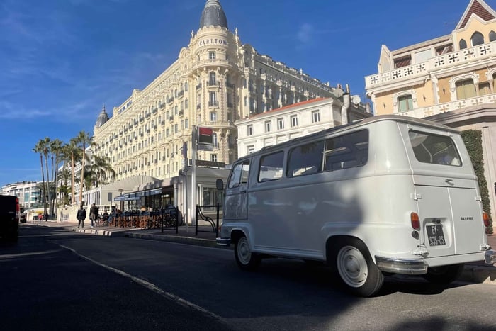 Cannes: stadsvandring i en vintagebuss