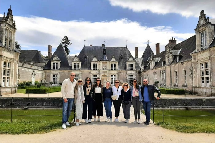 From Amboise: Chambord and Chenonceau Tour with Lunch