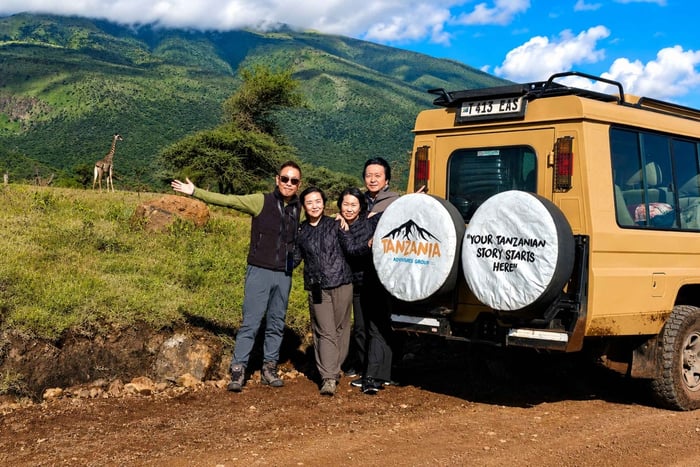 De Arusha: Excursão às Cachoeiras de Materuni e às Termas de Chemka