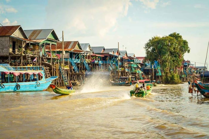 Desde Siem Reap: Visita en barco al pueblo flotante de Kampong Phluk
