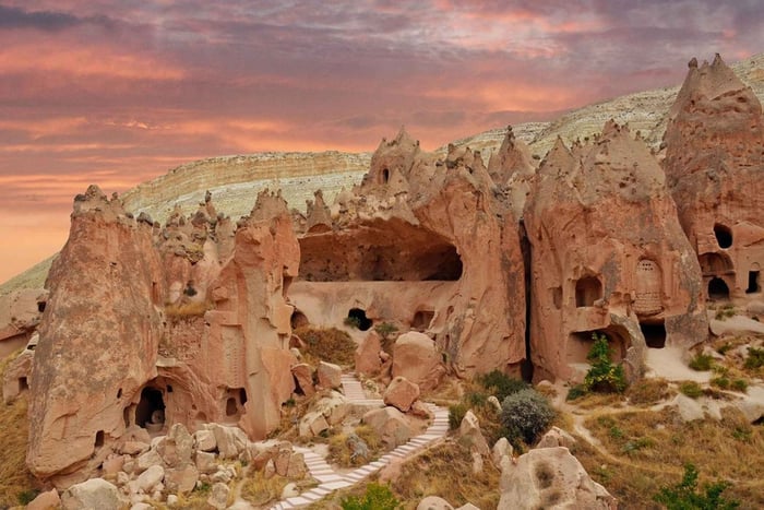 Full Day Cappadocia Red Tour with Small Group & Lunch