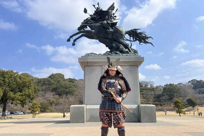Kikuchi Kumamoto: Samurai Experience with Armor Dressing