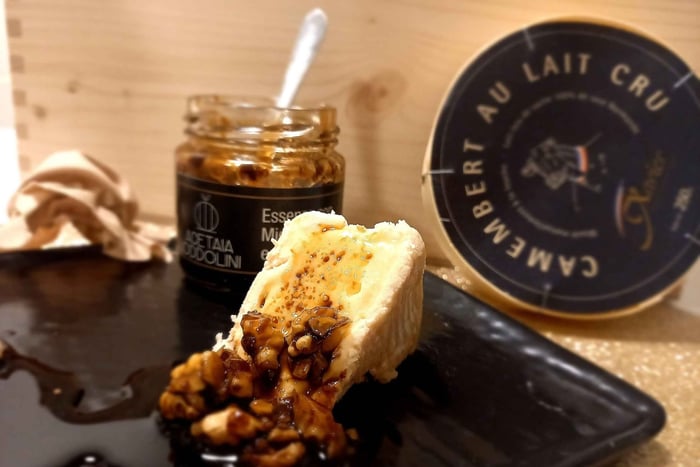 Modène : Visite guidée du vinaigre balsamique biologique et traditionnel avec dégustation d'huile d'olive extra vierge