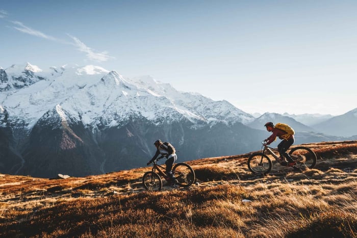 Ponto de vista das geleiras de Chamonix de ebike