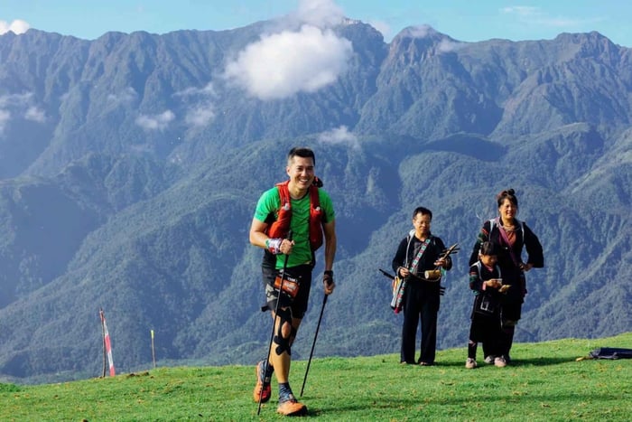 Sapa: ascenso a la montaña con vistas panorámicas sobre Sapa