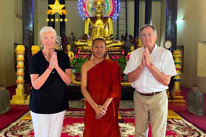 Siem Reap: Monk Blessing Ceremony and Meditation Class