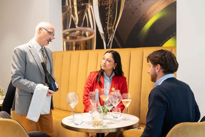 Degustación en Épernay: comparar 5 champanes con quesos y embutidos