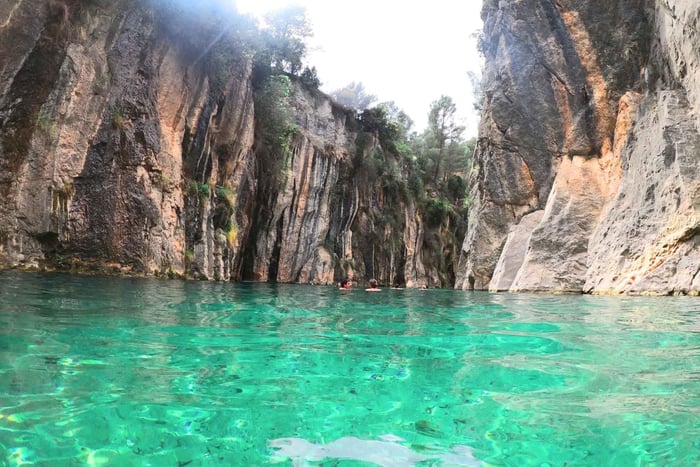 Valencia - Montanejos: Choose Hike, Raft or Novia Waterfalls