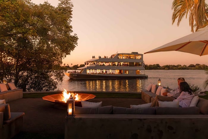 Victoriafälle: Sonnenuntergangsfahrt und Abendessen im The Eatery