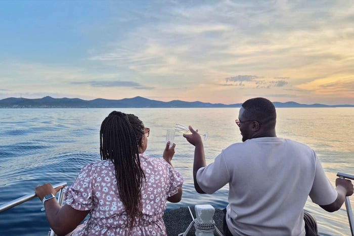 Zadar: Romantisk solnedgangscruise og ubegrenset champagne