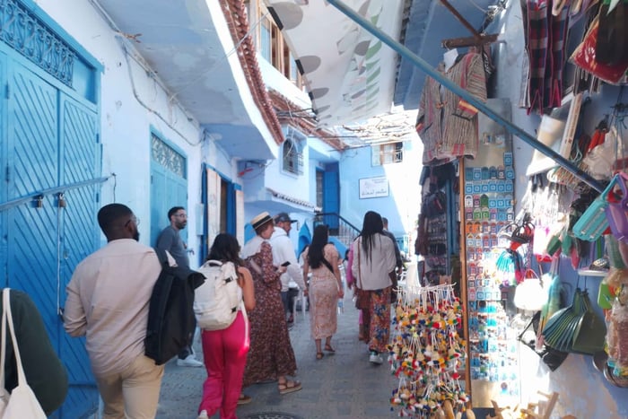 Da Fès: Tour di un Giorno nella Città Blu di Chefchaouen