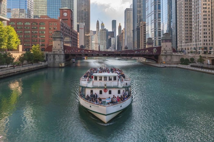 Architecture Center Cruise on Chicago's First Lady
