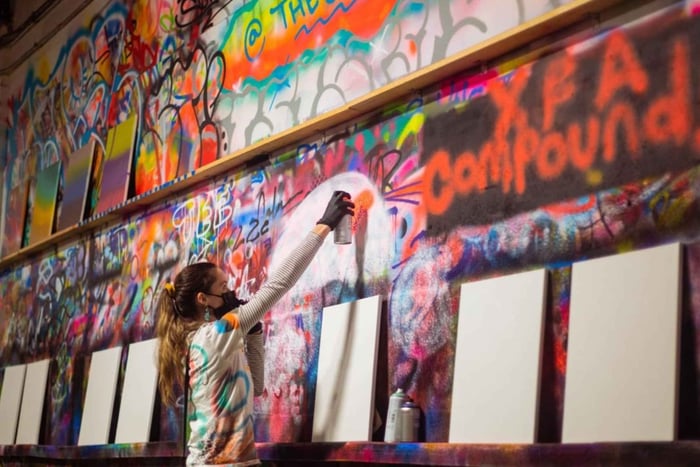 Chicago: BYOB Spray Paint and Sip Workshop