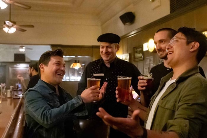 Chicago Hidden Gem: Mid-Century Cocktail Bars Walking Tour