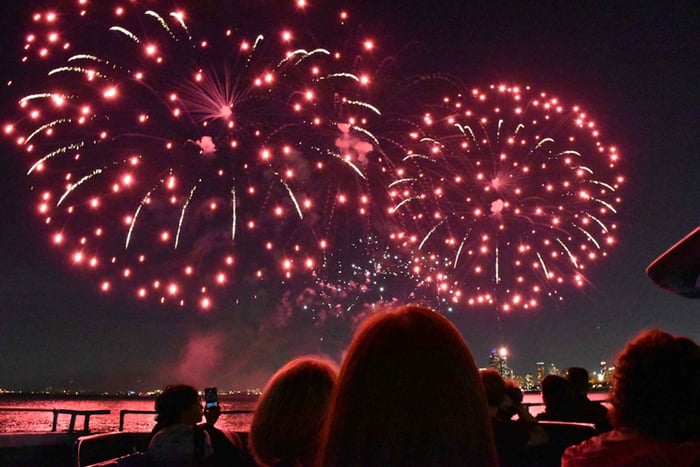 Summer Fireworks Cruise with 3D Glasses and Music