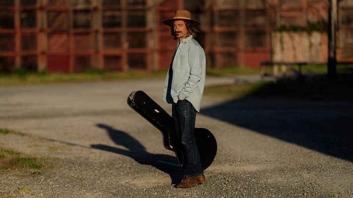 JESSE ROPER Returns to FITZGERALDS Nightclub!