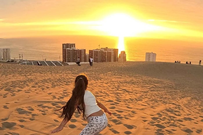 Upplev sandboarding i Iquiques sanddyner