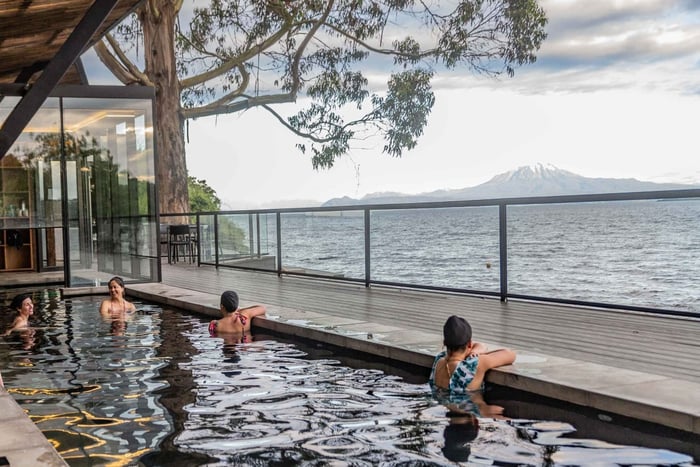 Frutillar: Half-Day Biopiscinas Geotermales con Vistas al Lago Llanquihue