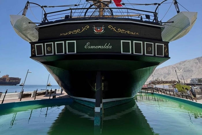 Guided tour of the heroic Iquique