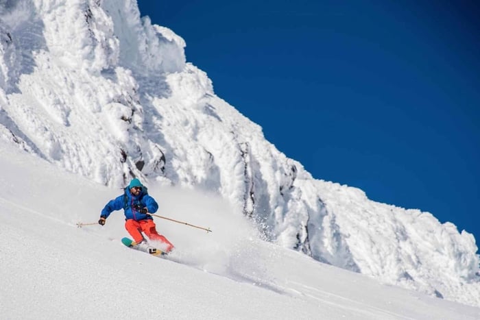 Pucón : journée de ski sur le volcan Villarrica avec équipement et forfait